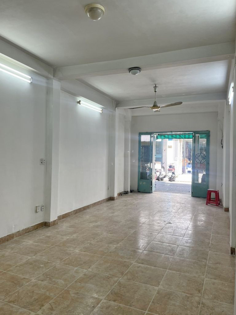 Cho thuê nhà hẻm xe hơi Sư Vạn Hạnh, Phường 12, Quận 10